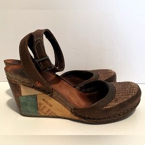 ART Women’s Brown Wedges